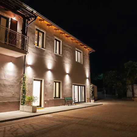 Bed & Breakfast Fermata Sessant 3*